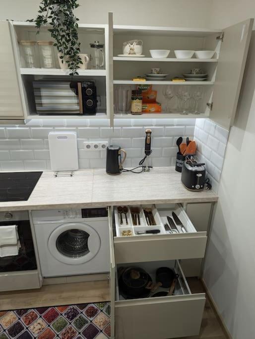 Cool Apartment Znojmo Bagian luar foto