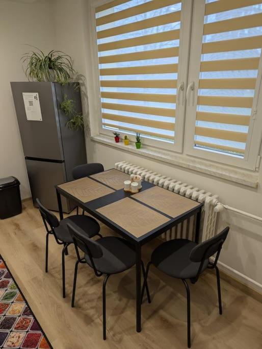 Cool Apartment Znojmo Bagian luar foto